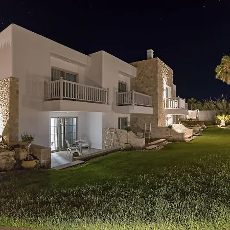 White Pearls Luxury - Adults Only Hotel 3*