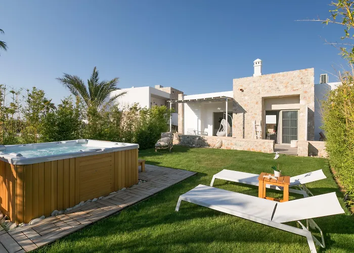 Hotell White Pearls Luxury - Adults Only 3*