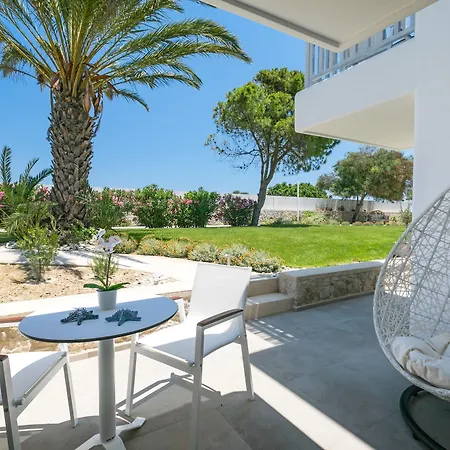 Hotel White Pearls Luxury - Adults Only 3*