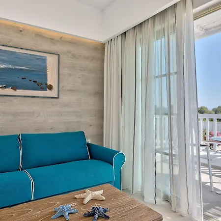 Hotell White Pearls Luxury - Adults Only 3*