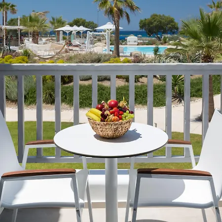 White Pearls Luxury - Adults Only Hotel 3*