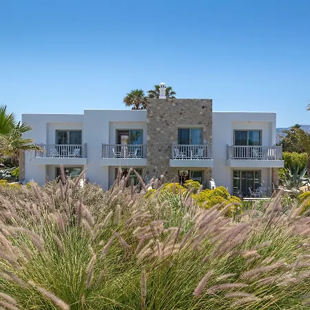 White Pearls Luxury - Adults Only 3*