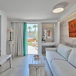 Hotel White Pearls Luxury - Adults Only 3*
