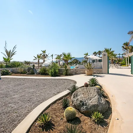 White Pearls Luxury - Adults Only Hotel