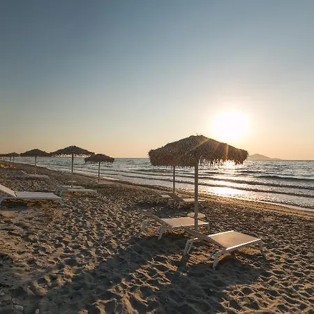 White Pearls Luxury - Adults Only Otel 3*