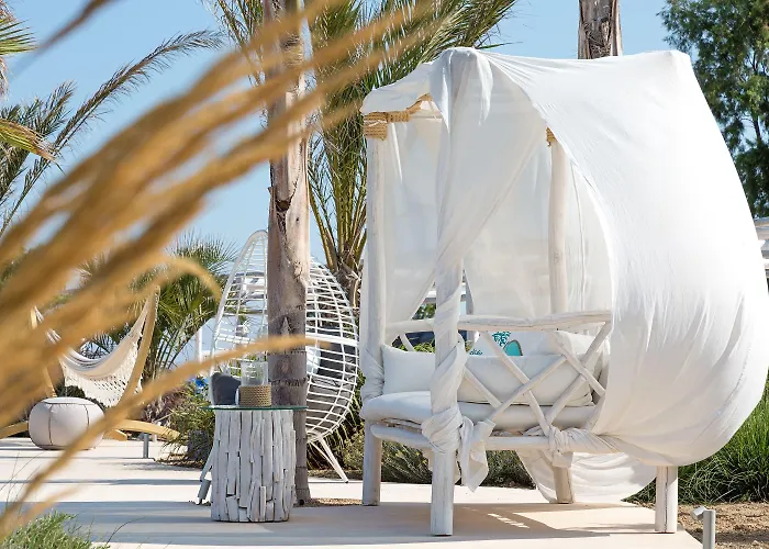 White Pearls Luxury - Adults Only 3* Kosz